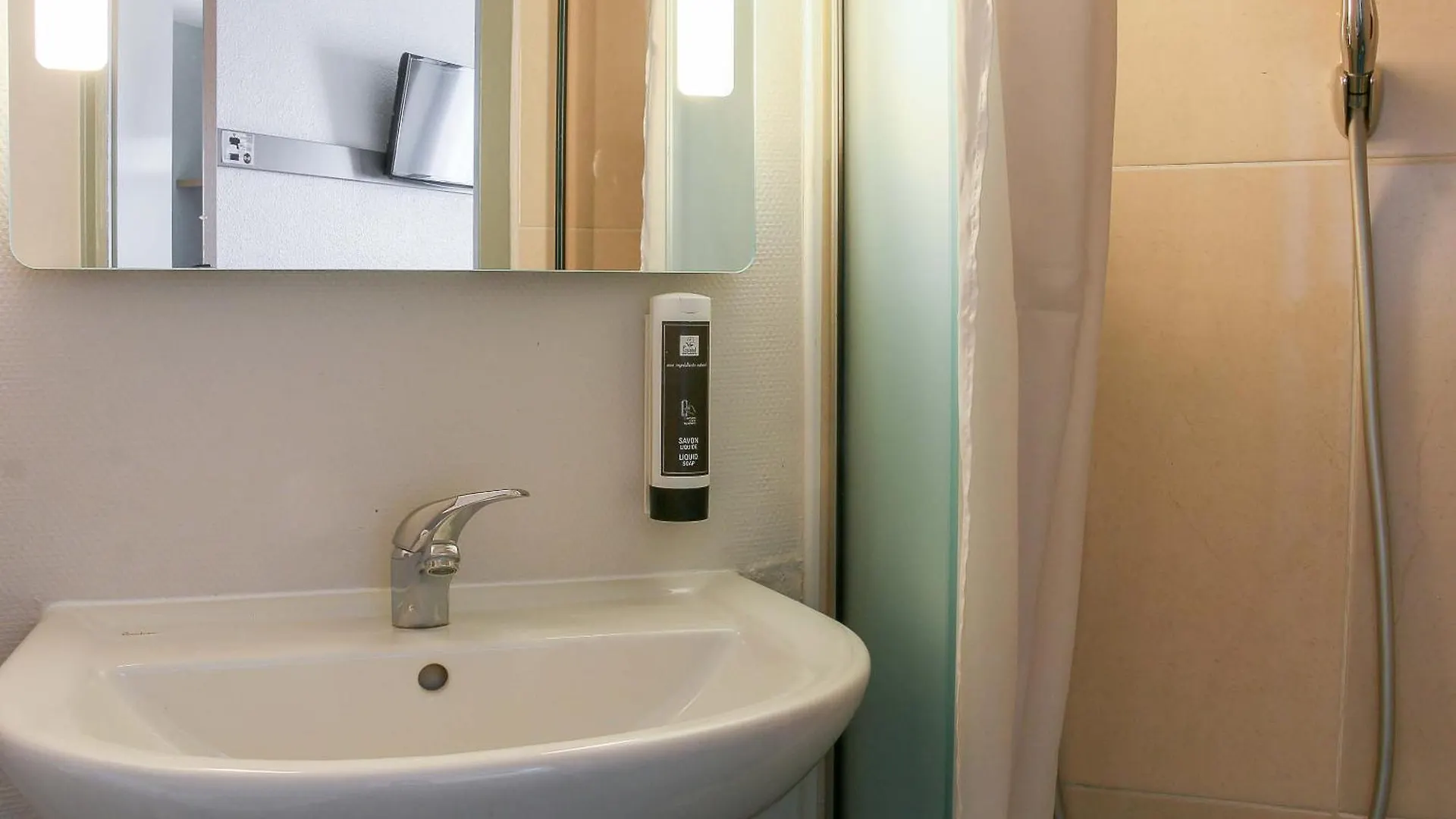 B&B HOTEL Marseille Estaque