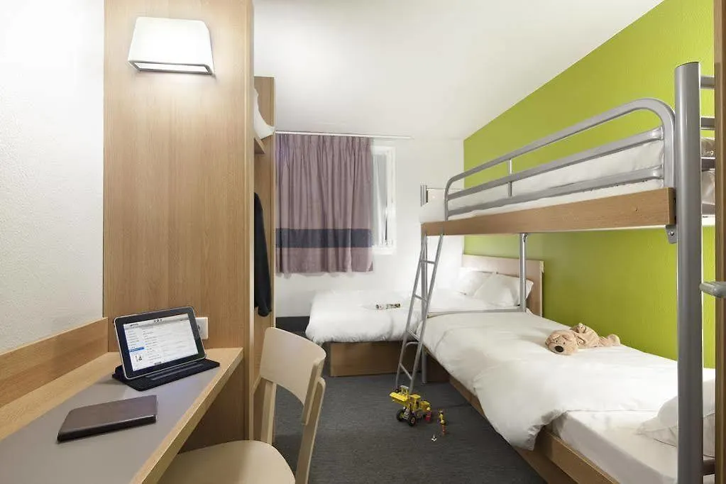 B&B HOTEL Marseille Estaque 2*,